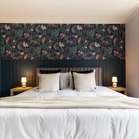 Luxury Retreat Sleeps 10 Tatil Evi